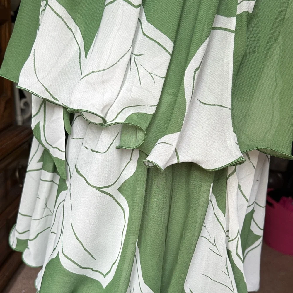 Long Green and White Dress floral dress with a tiered ruffle skirt and sash. - Picture 7 of 7